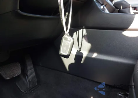 2024 Toyota Grand Highlander Hybrid Xle from USA, damaged, VIN 5TDACAB57RS008617